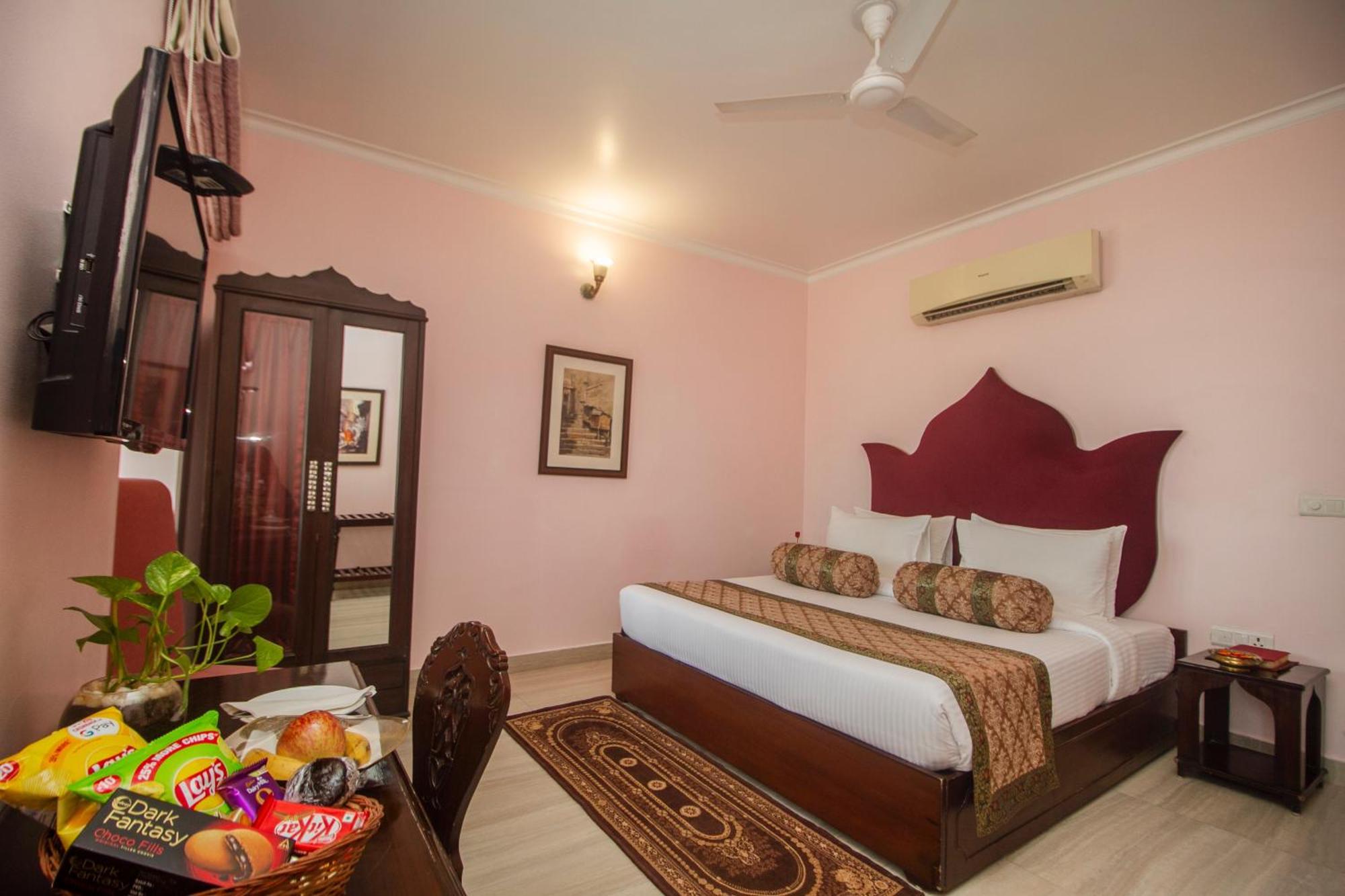 Amritara Suryauday Haveli Resort